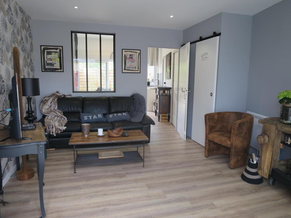 Leves Duplex Contemporain Terrasse Exterieure Parking 아파트 외부 사진