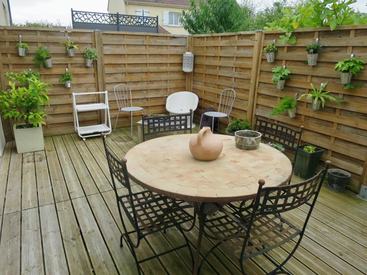 Leves Duplex Contemporain Terrasse Exterieure Parking 아파트 외부 사진